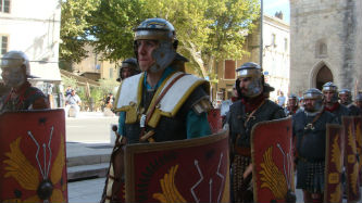 Ceci est une photo de la légion romaine lors des Journées Romaines d
