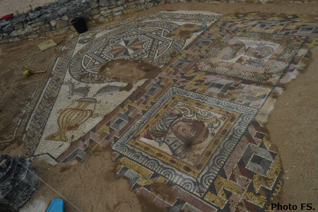 Ceci est une photo des pavements, villa romaine de Rabaçal en juillet 2018.